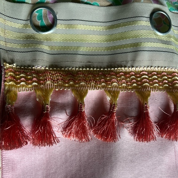 Vintage Hand Made Pink Curtains - Picture 10 of 10